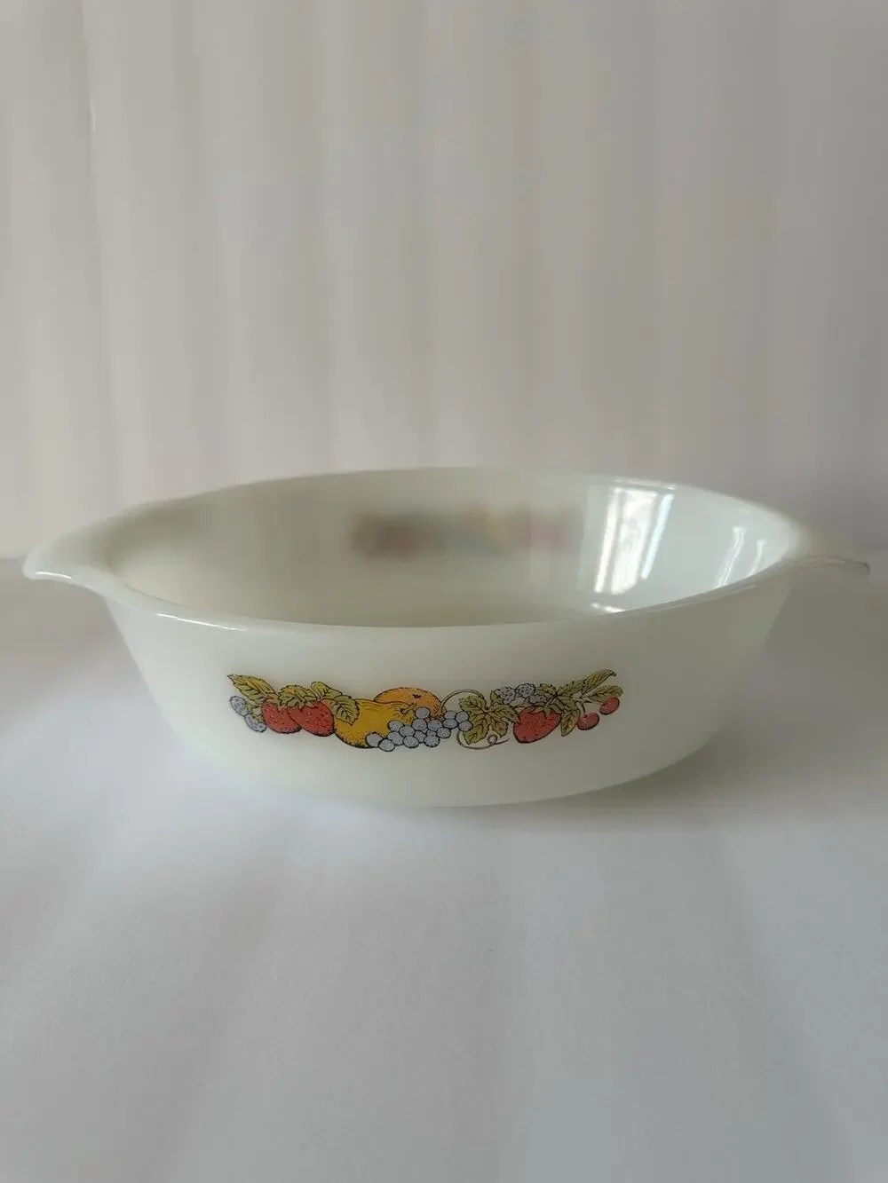 Vintage Fire-King Fruit Harvest #433 1.5 Qt Milk Glass Casserole Dish USA